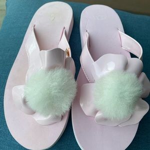 New UGG kids sandals